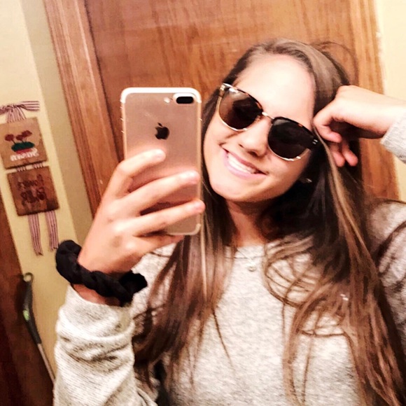 Meet your Posher, Kennedy - Picture 1 of 1